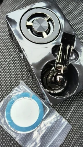 AutoHold – 360° Rotierend Magnetische Handyhalterung photo review
